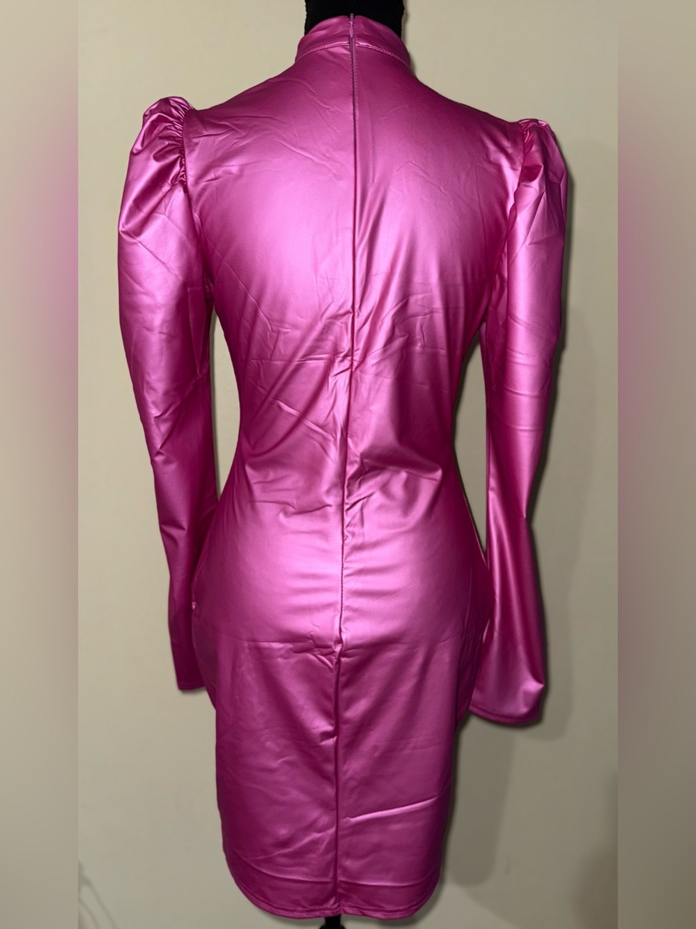 Fitted V-Neck Long Sleeve Dress in Hot Pink size S new with out tag . - Picture 8 of 16